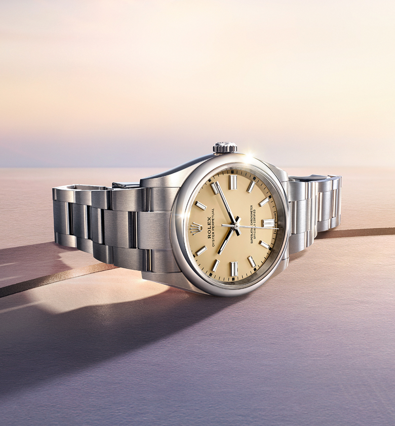 rolex-new-watches-2025-oyster-perpetual-essence-of-the-oyster_m126000-0012_2501stojan_002-portrait