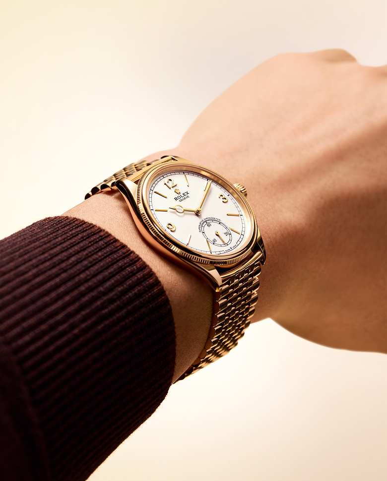 rolex-new-watches-2025-perpetual-1908-worn-watch_m52508-0008_2501ad_002-portrait