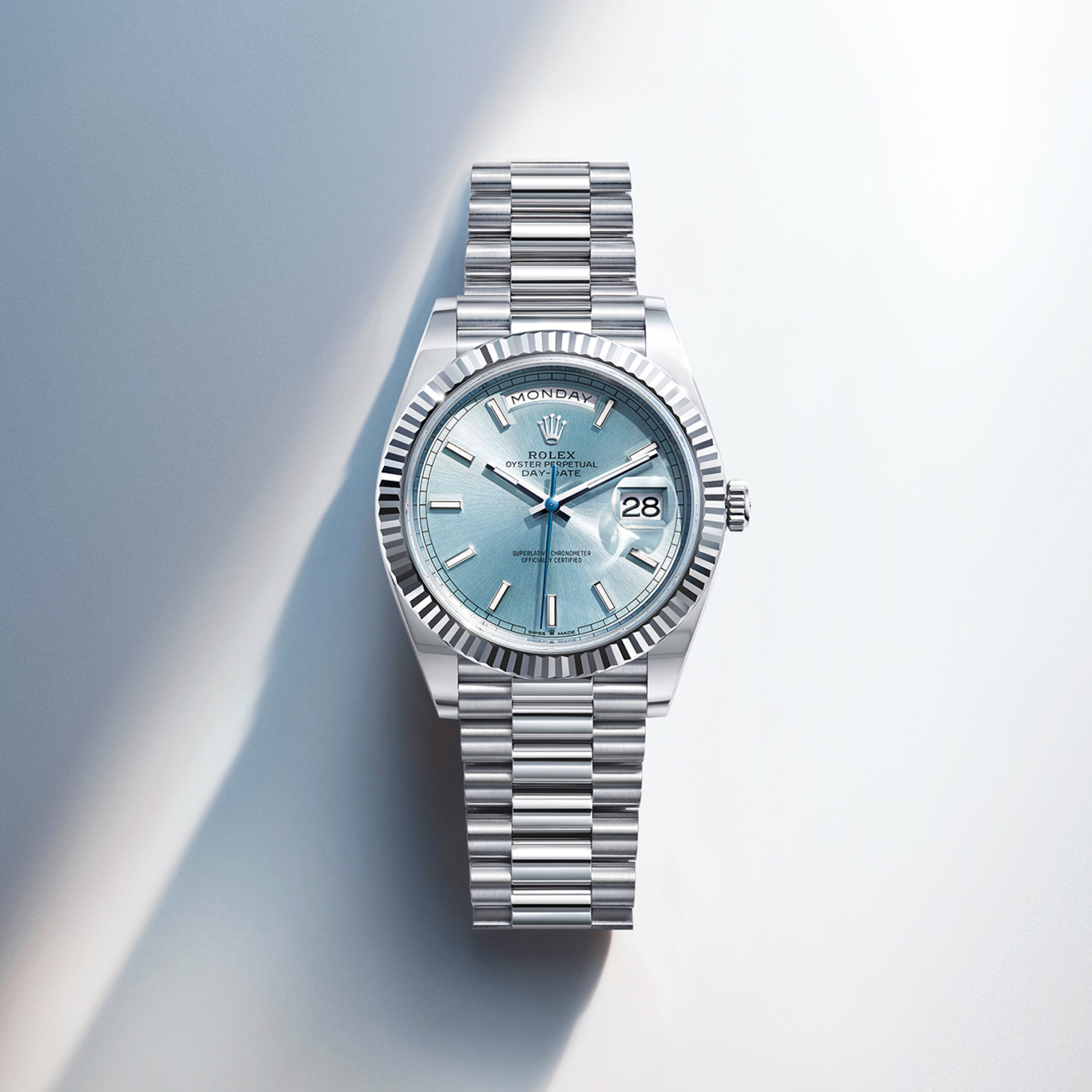 rolex-collection_banner-day-date-cover-m128236-0018-portrait