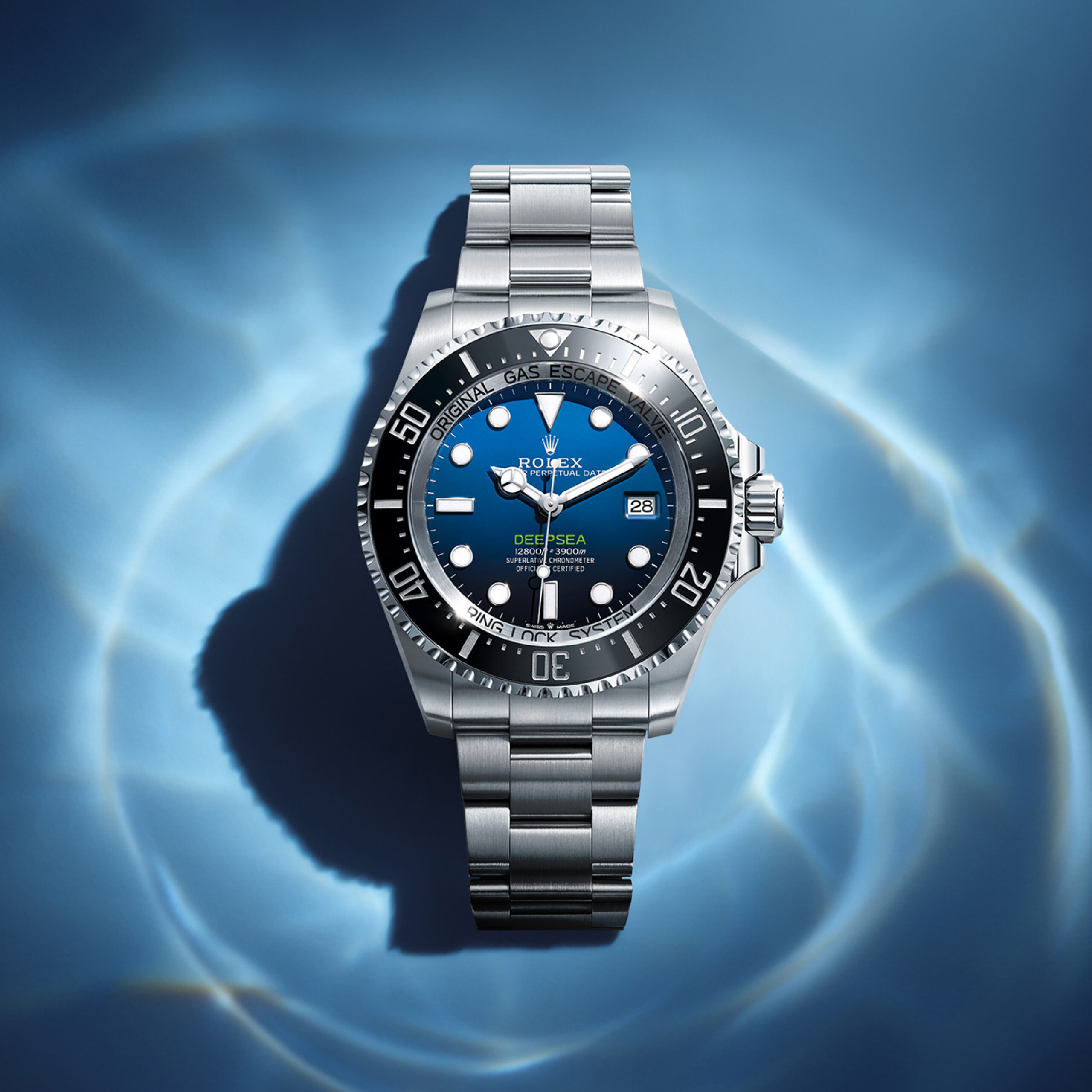 rolex-collection_banner-deepsea-cover-m136660-0005-portrait