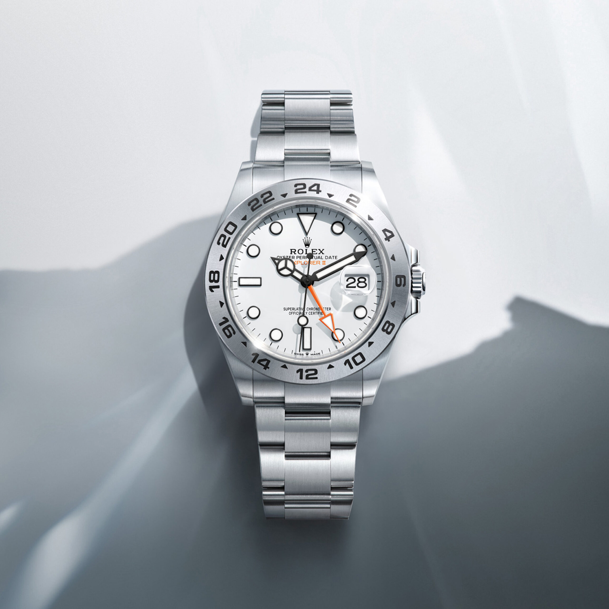 rolex-collection_banner-explorer-ii-cover-m226570-0001-portrait