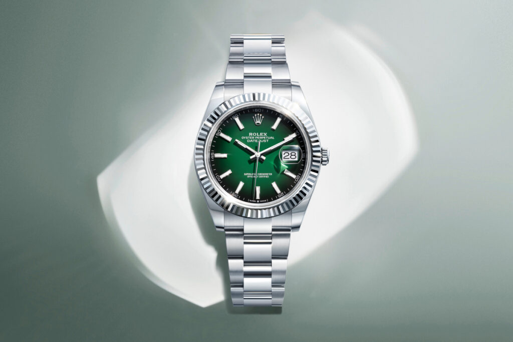 rolex-collections-keep-exploring-datejust-cover-m126334-0033-landscape