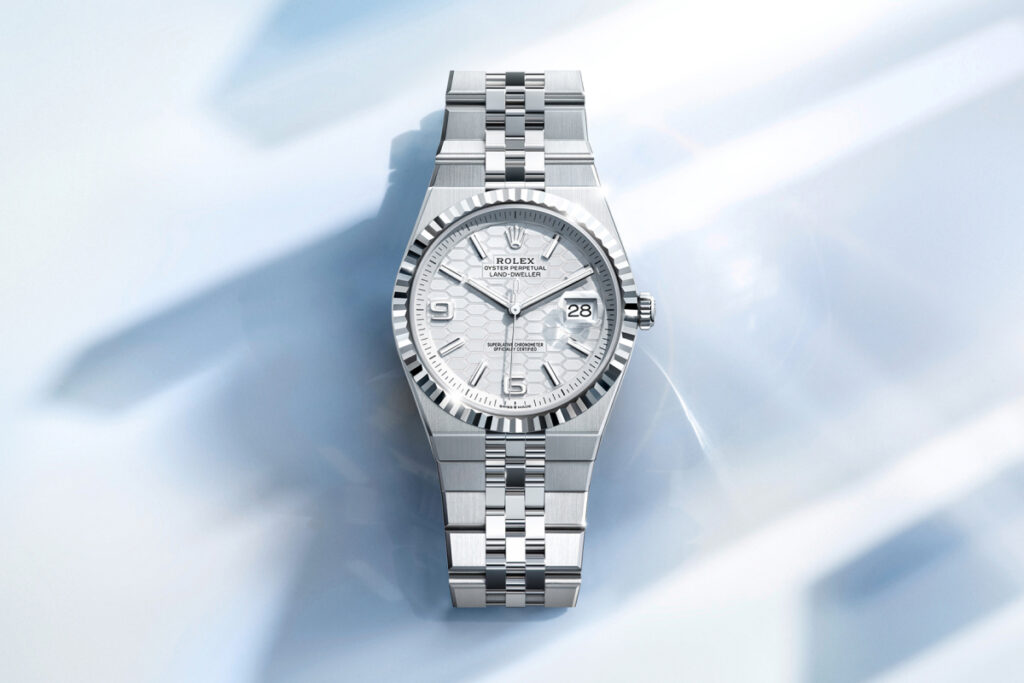 rolex-collections-keep-exploring-land-dweller-cover-m127234-0001-landscape