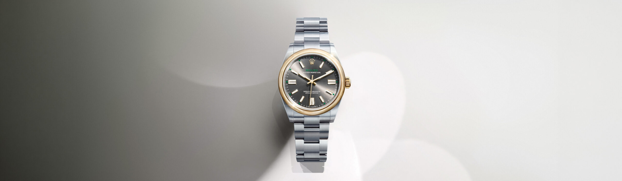 rolex-oyster-perpetual-cover-m134303-0001-landscape