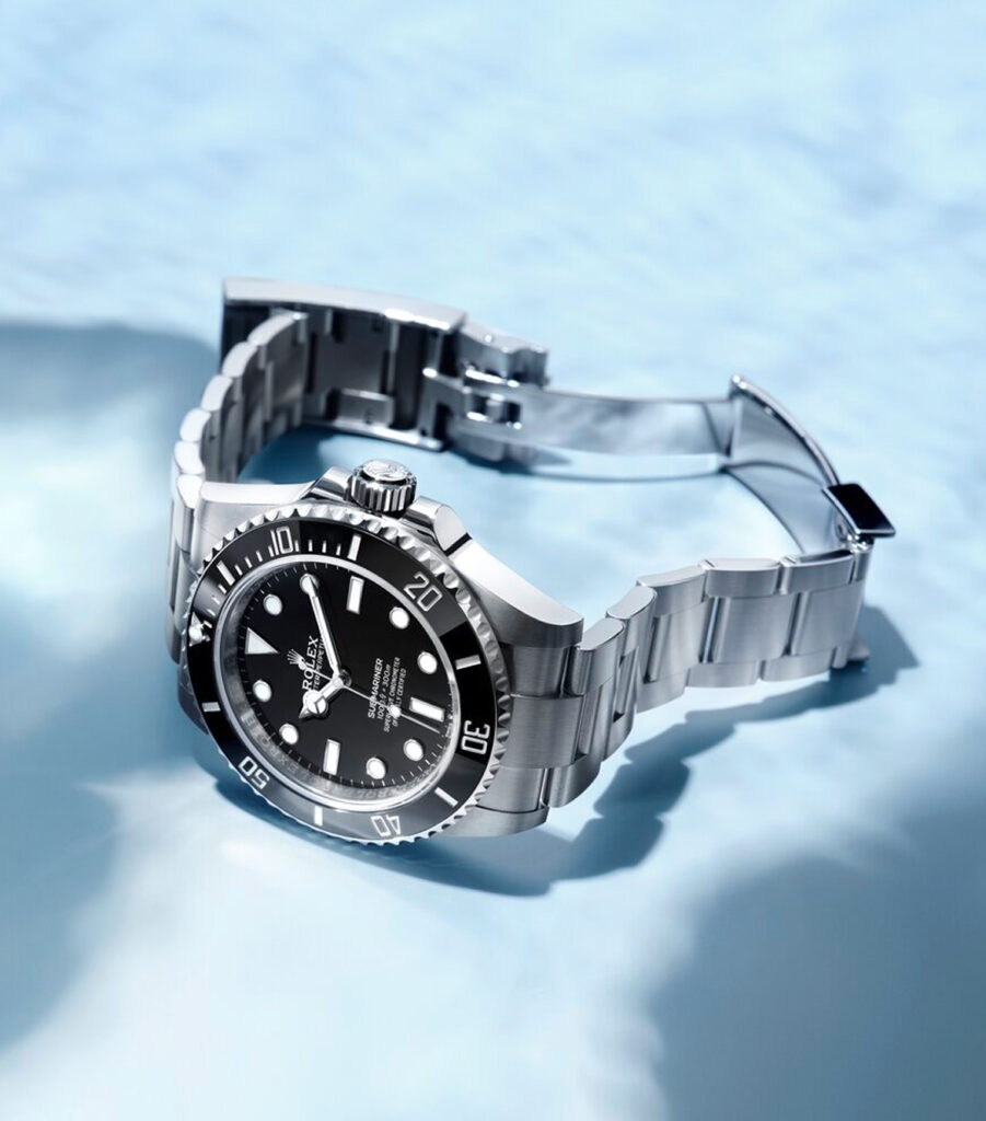 rolex-submariner-ambiance-m124060-0001-portrait